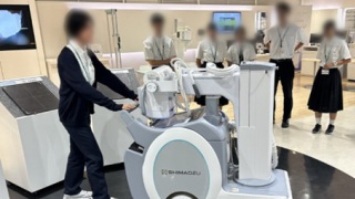 実際に触らせていただきました