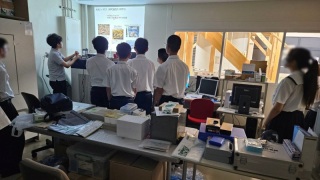 核磁気共鳴分析装置見学①