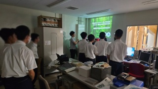 核磁気共鳴分析装置見学②